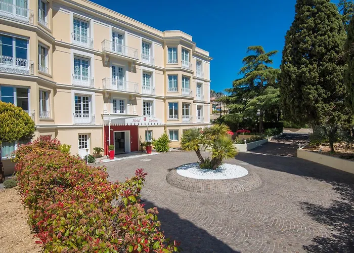 Hotel Carlton