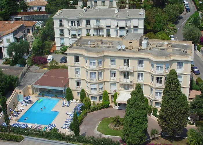 Hotel Carlton 4*
