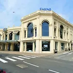 Carlton بوليو سور مير
