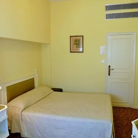 Hotell Carlton Beaulieu-sur-Mer